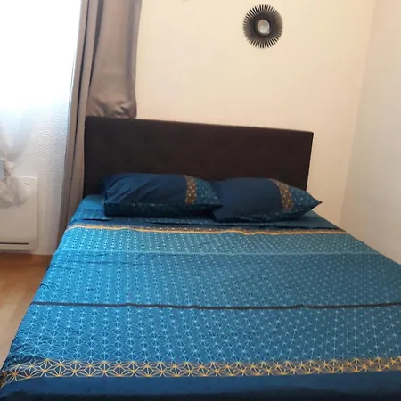 Apartment 5 Minutes Des Arenes, 6 Couchages Nimes