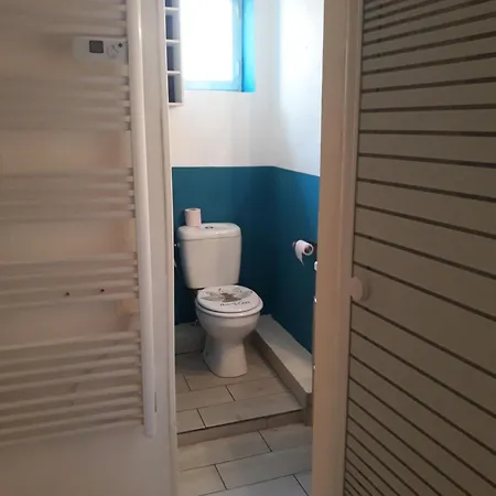 Apartment 5 Minutes Des Arenes, 6 Couchages *